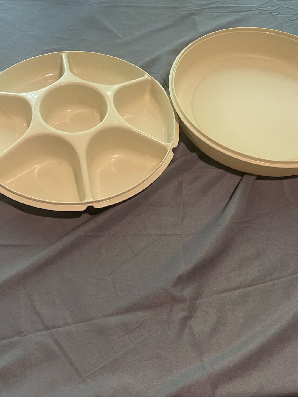 Tupperware Cream Divided Platter and Round Tray Set